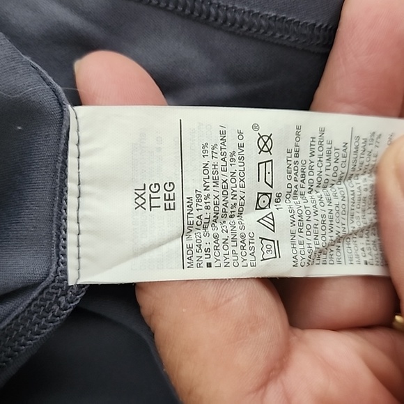 OLD NAVY ACTIVE WOMAN'S MUSCLE TOP XXL - Picture 9 of 11